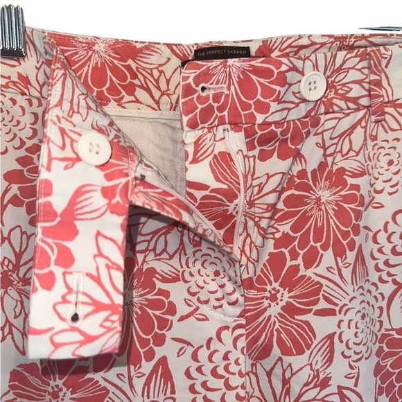5 for $40
Talbots Woman The Perfect Skimmer Cropped Pant Pink Floral Spring 8p - Picture 11 of 11
